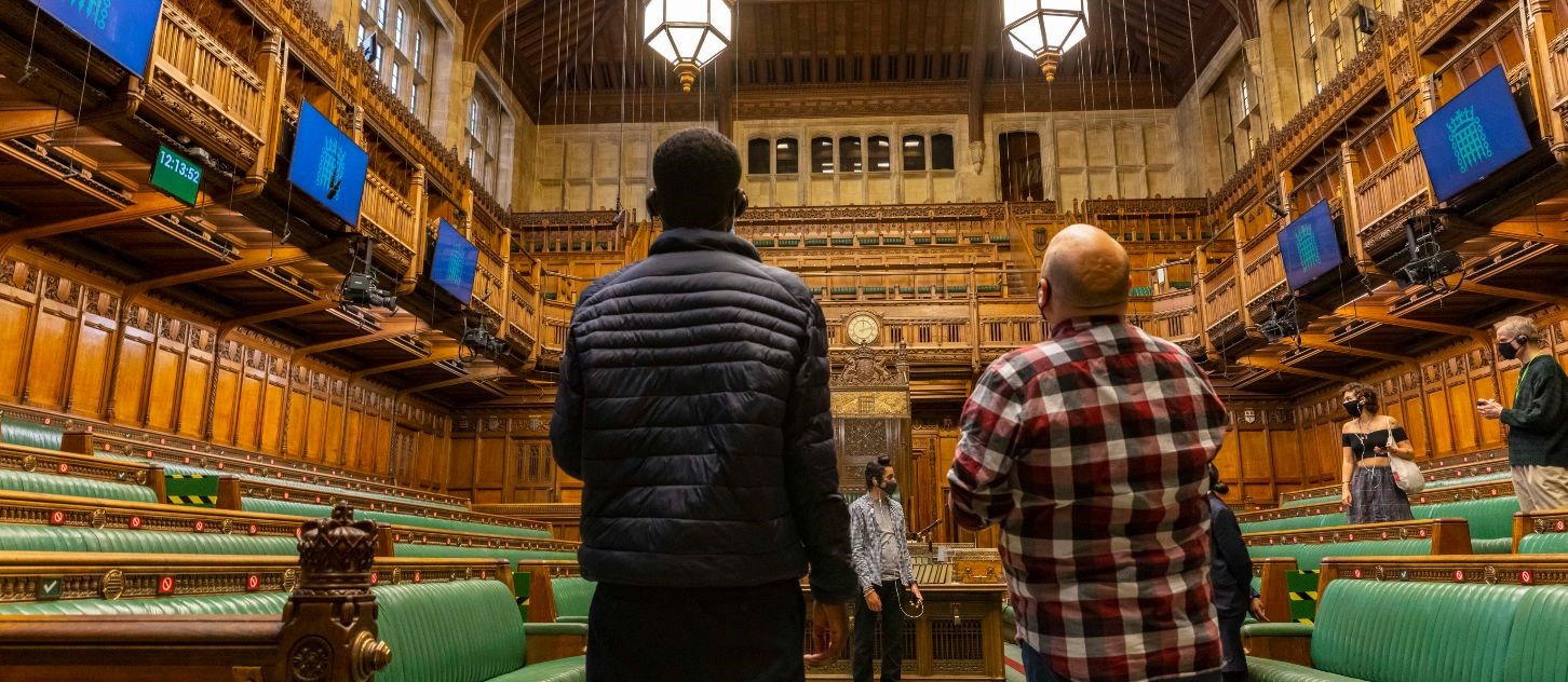 parliament visit hours